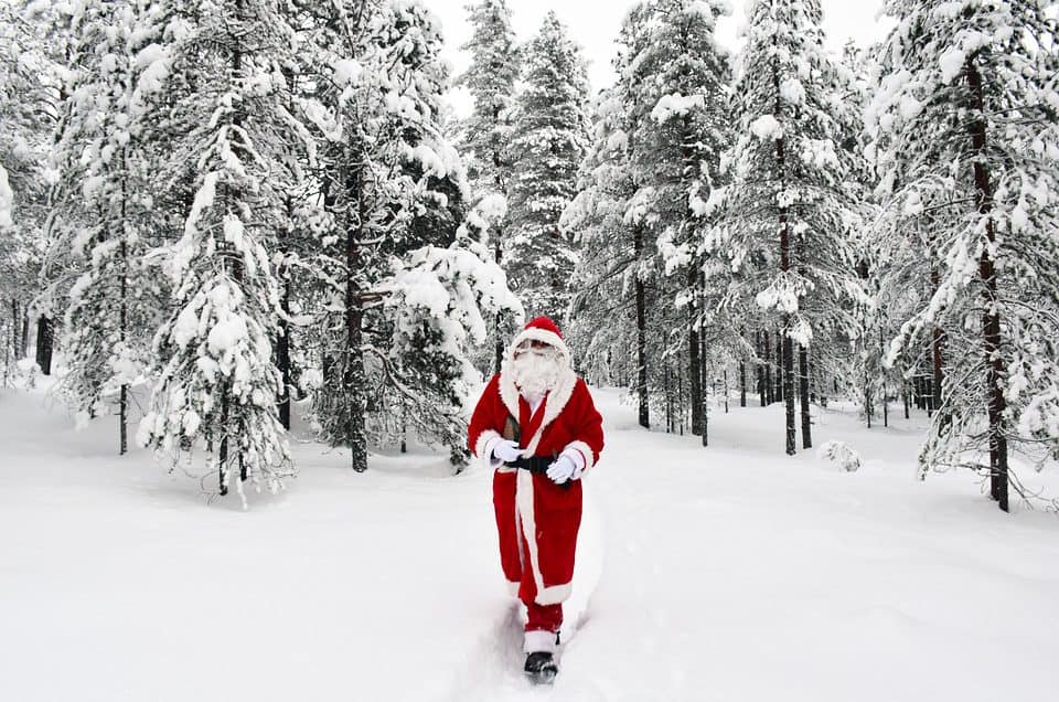 ตำนานบ้านเกิดซานตาคลอสที่โรวาเนียมิในฟินแลนด์